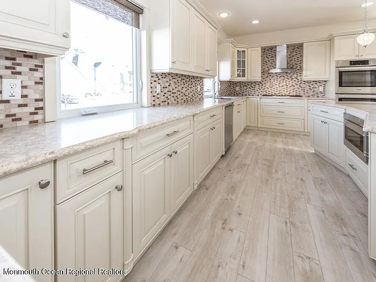 12 Cindy Ct — Photo 19