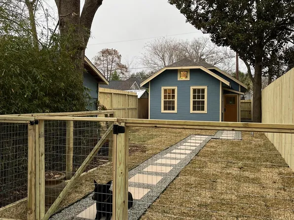 1646 Arlington St, Houston, TX 77008