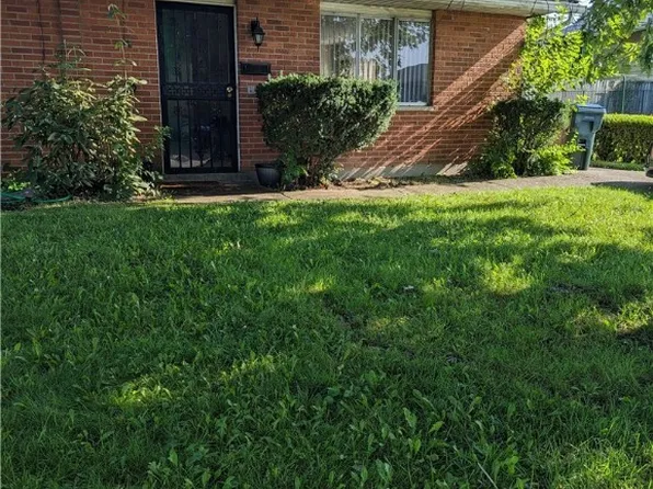 4707 Stratsburg Dr, Dayton, OH 45417