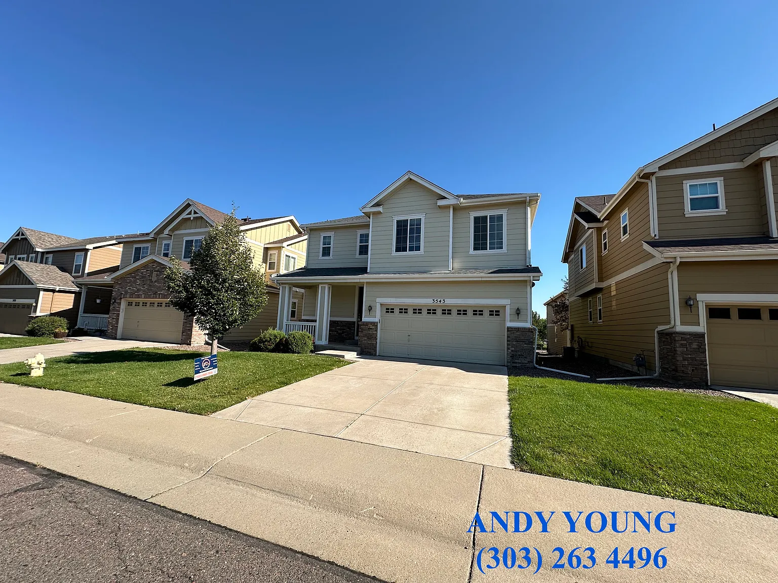 4 bed, 2.5 bath, 2574 sqft, $3,100 — Photo 1