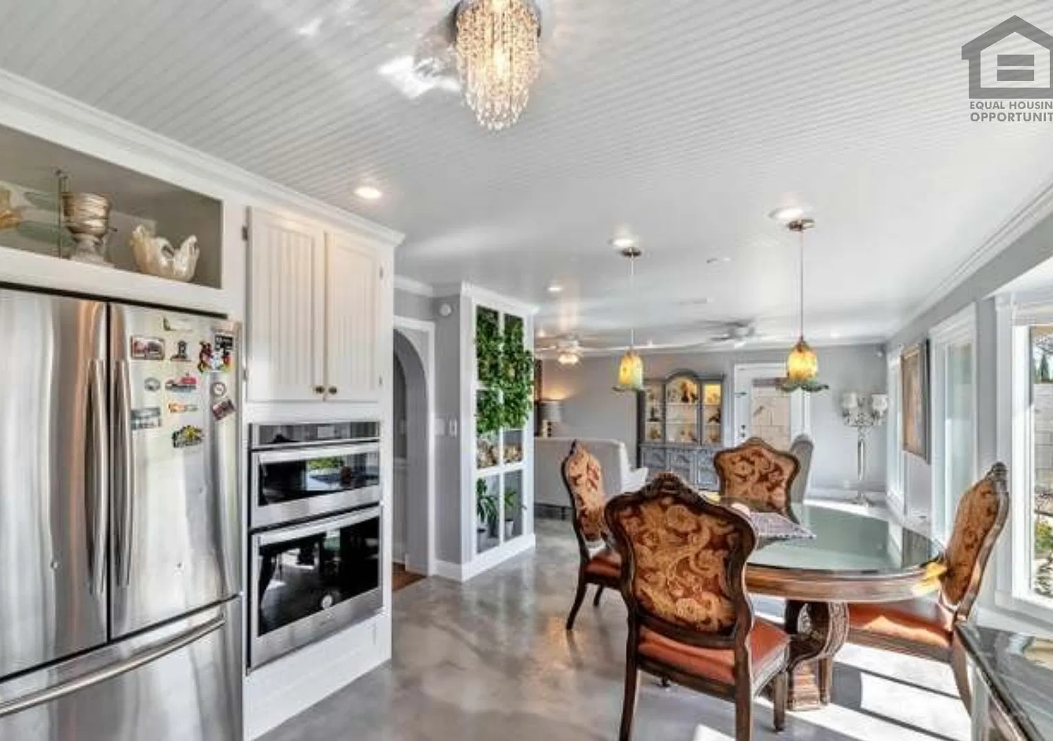 3bed/2bath House At 19th Ave/Loop 101! No Hoa! Corner Lot! — Photo 4