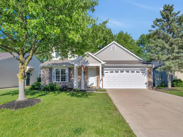 9229 Crossing Dr, Fishers, IN 46037
