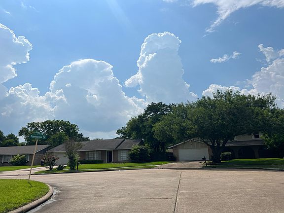 5th image of 13838 Towne Way Dr