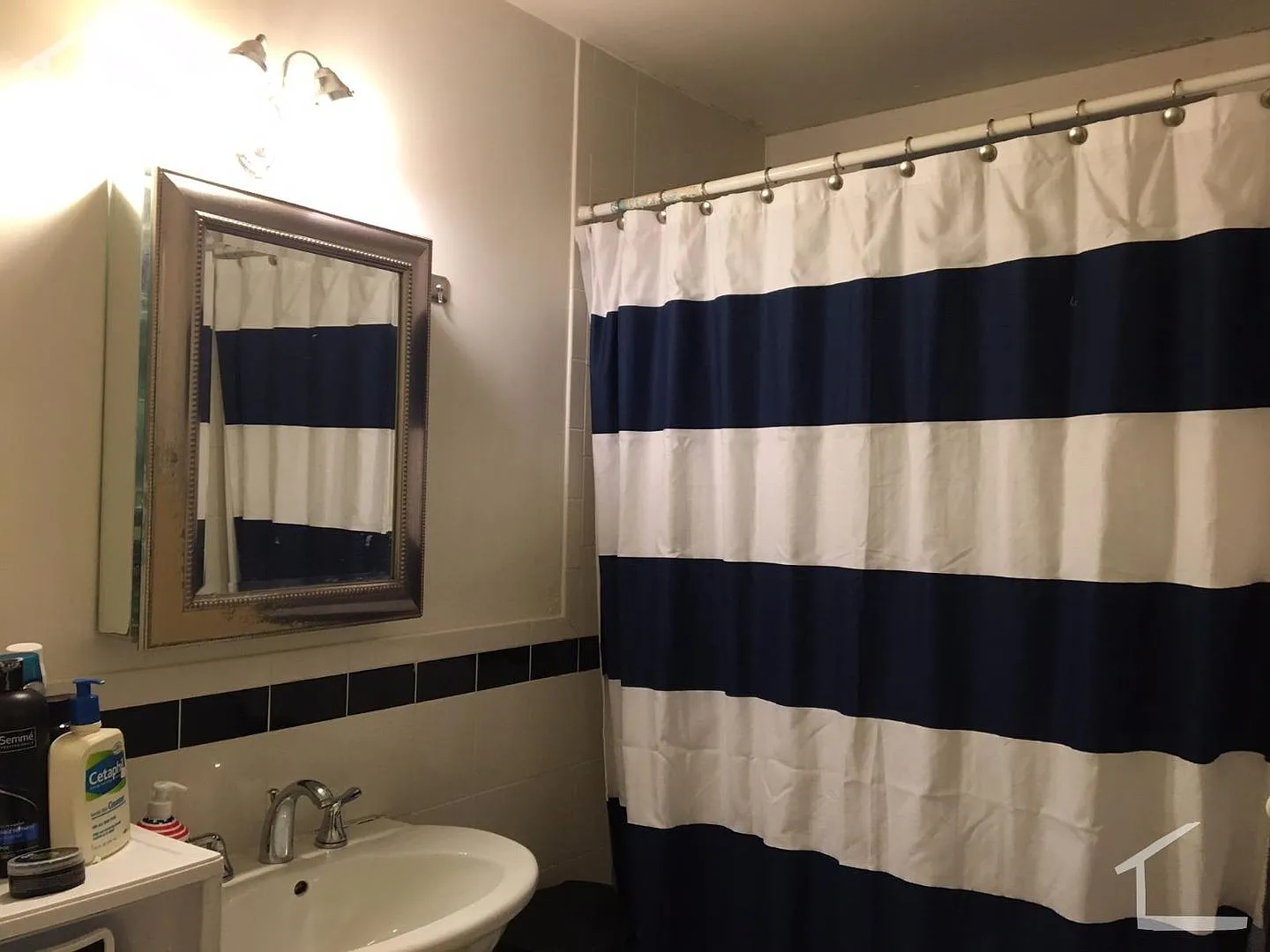 Huge 4 bed unit for the upcoming school year! — Photo 4