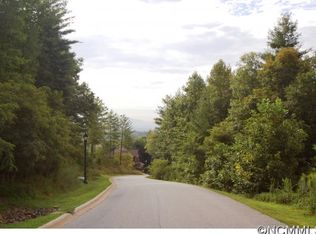 101 Chimney Crest Dr, Asheville, NC 28806