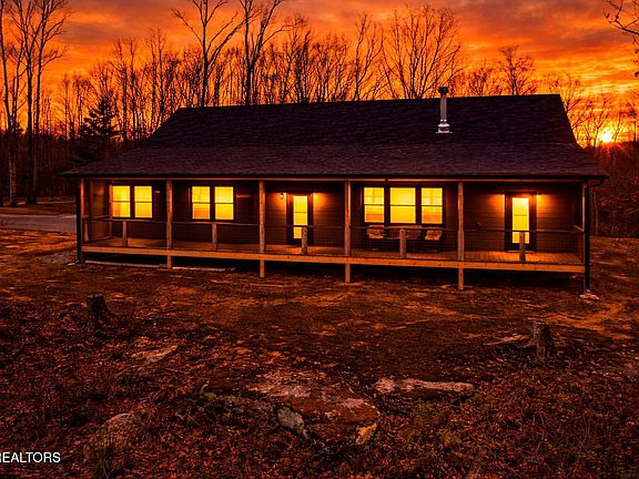2nd image of 1159 Emory Heights Rd