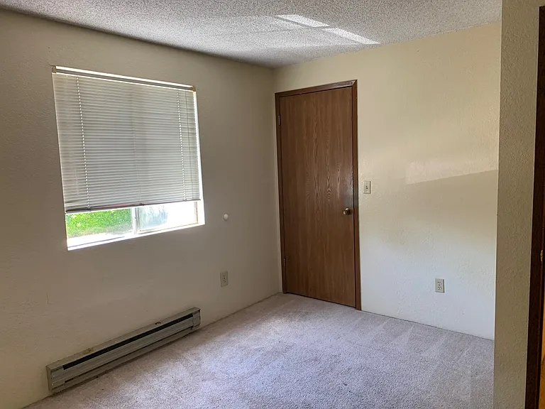 710B 10th St NE — Photo 10