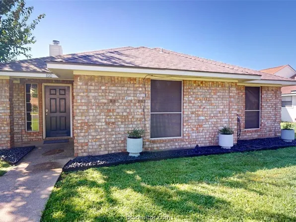 810 Camellia Ct, College Station, TX 77840