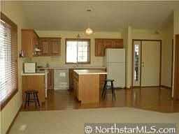 1st image of 854 Aspen Cir