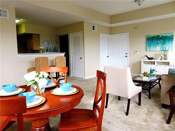 5th image of 1185 Villagio Cir #202-4