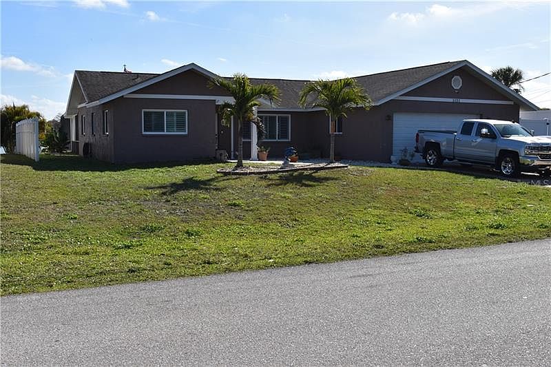 1st image of 1631 Larchwood Dr