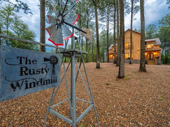 300 Bent Oak Trl, Broken Bow, OK 74728