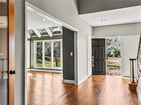 5th image of 13236 N River Cir