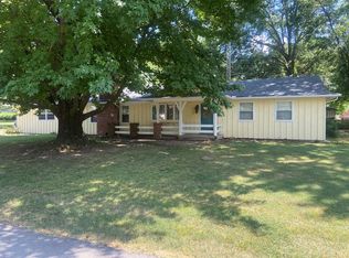 302 Fireside Dr, Arma, KS 66712