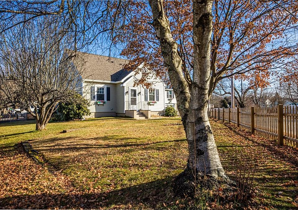 46 Palmer Ave, Warwick, RI 02889 Zillow