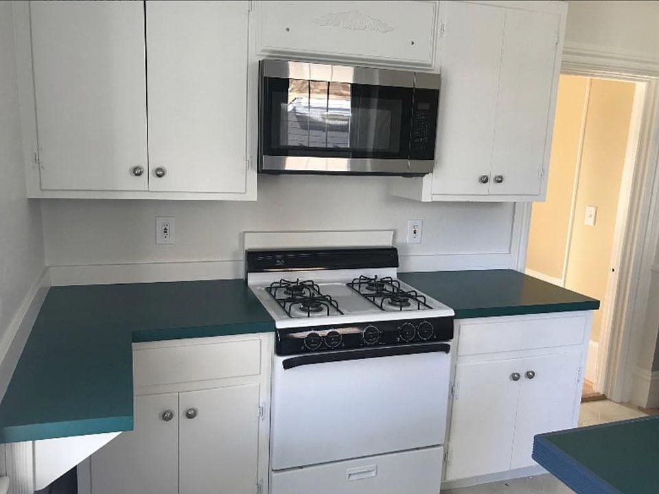 1st image of 4 Briggs St #1
