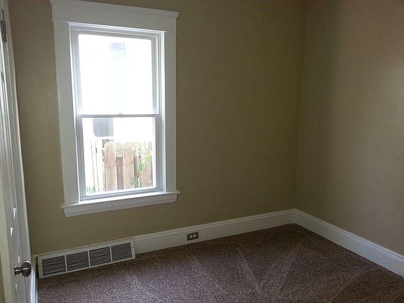 5th image of 1282 Granger Ave