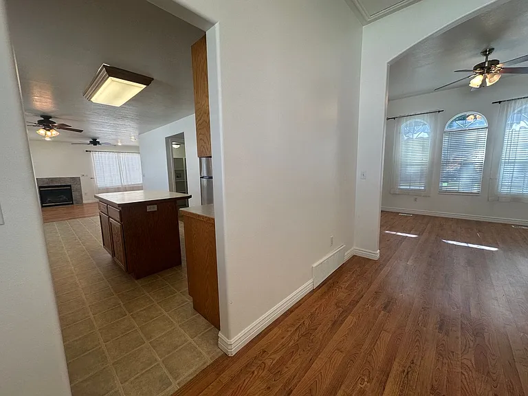 2511 Goodnight Dr — Photo 18