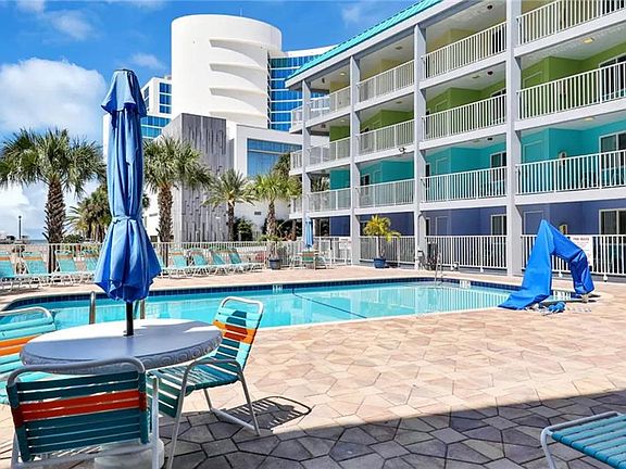 5th image of 445 S Gulfview Blvd #213