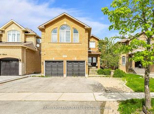 5525 Heatherleigh Ave, Mississauga, ON L5V 2L4