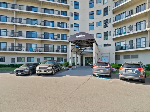 133 Commander Shea Blvd APT 219, Quincy, MA 02171