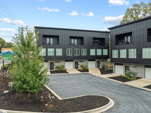 108 Textile Ct, Easley, SC 29640