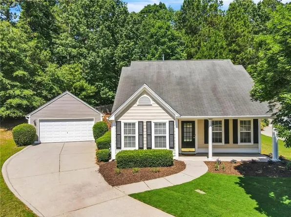 205 Mossy Point, Canton, GA 30114