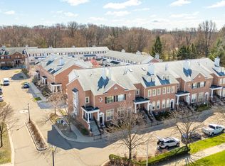 16822 Farmington Rd, Livonia, MI 48154