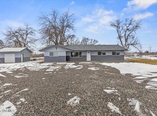 2262 N Granger Rd, Zillah, WA 98953
