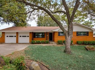 4812 Reynolds Dr, North Richland Hills, TX 76180