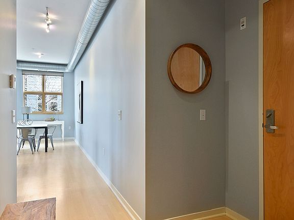 3rd image of 2845 Colfax Ave S APT 210