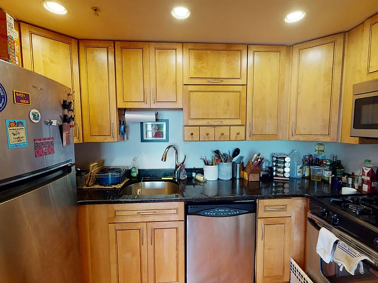 46 Lincoln St #2L — Photo 3