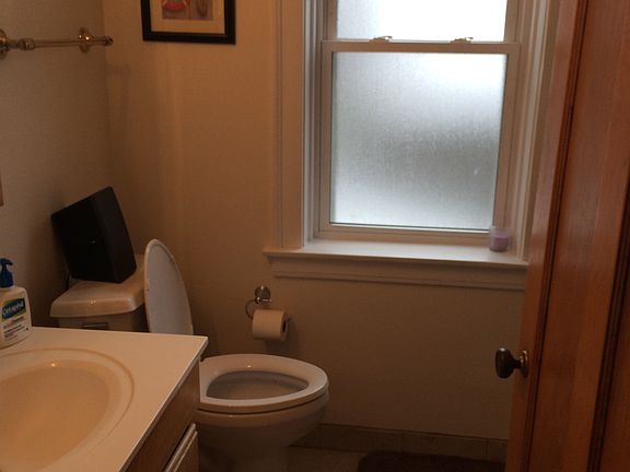 4th image of 2510 W Ainslie St APT 2