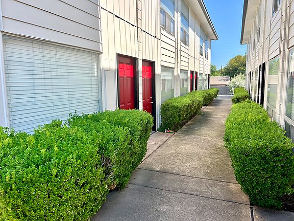 2nd image of 9008 San Benito Way APT A4