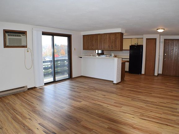 5th image of 3552 Smith Dr APT 3