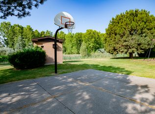 Shelby Forest, Utica, MI 48315