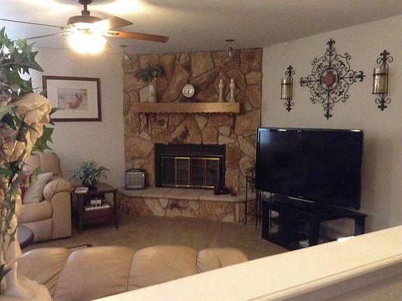 2nd image of 3105 La Tierra Dr