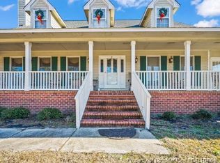 90 Hunters View Dr, Autryville, NC 28318