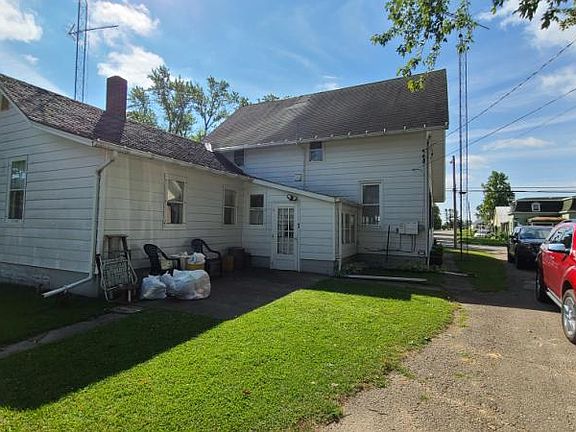2nd image of 2555 Black River St