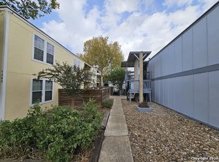 1305 E Mulberry Ave APT 4, San Antonio, TX 78209