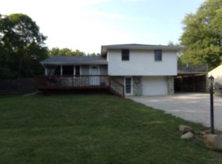 107 Alamo Dr, Washington, IL 61571