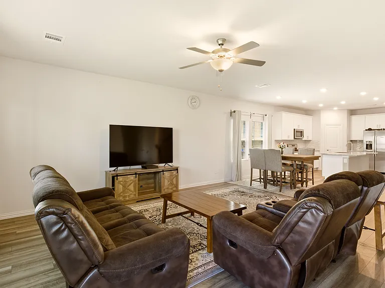 1212 Blue Ridge Pl — Photo 8