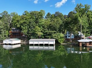 17 Pine Island Point, Scottsboro, AL 35769