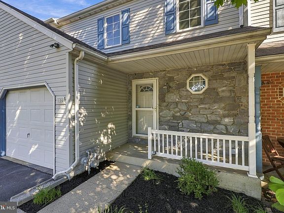 2nd image of 116 Parklawn Ct