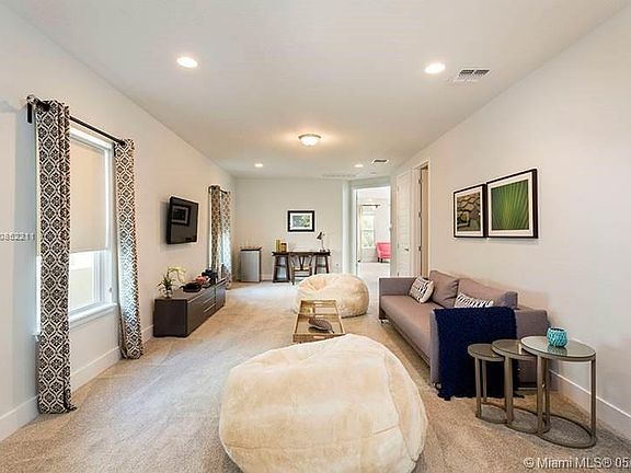 5th image of 765 Desert Mountain Ct