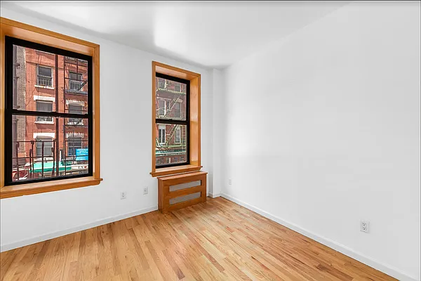 Rented by REAL New York | media 10