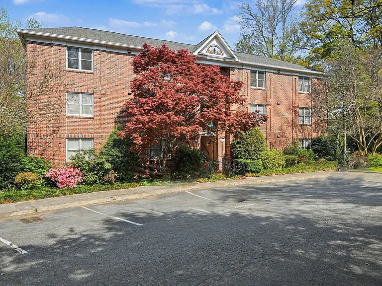 4019 Cranford Dr #C — Photo 2