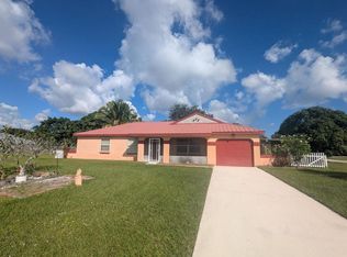 1913 SE West Dunbrooke Cir, Port Saint Lucie, FL 34952