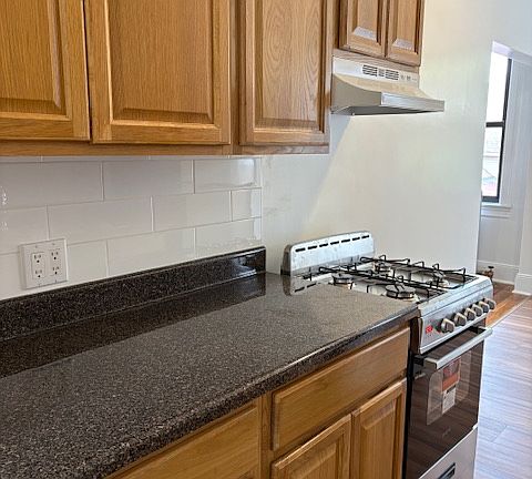 3rd image of 85-55 118th St Floor 3