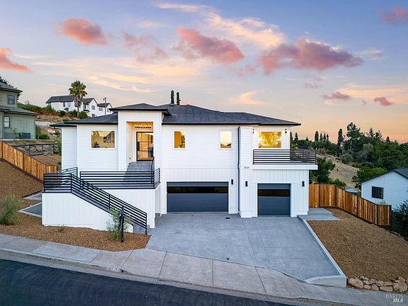 3rd image of 3664 Fir Ridge Drive